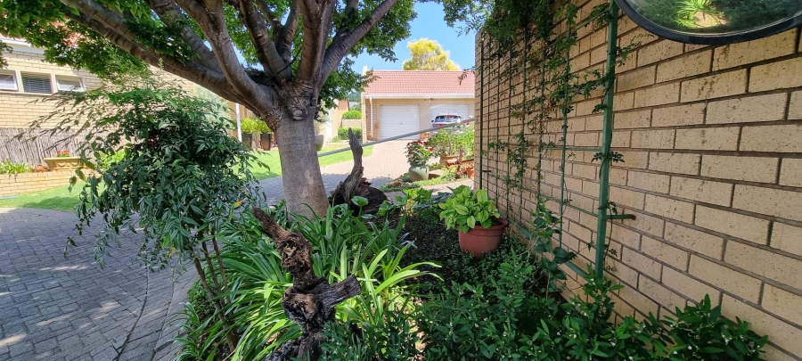 2 Bedroom Property for Sale in Kiepersol Free State
